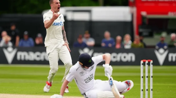 Tickner stars as New Zealand wrap up innings victory in Belfast